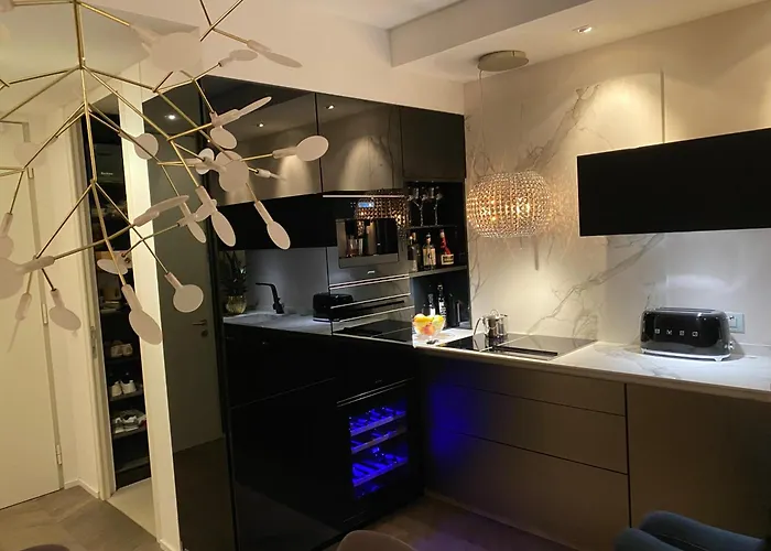 아파트 Downtown With A View *