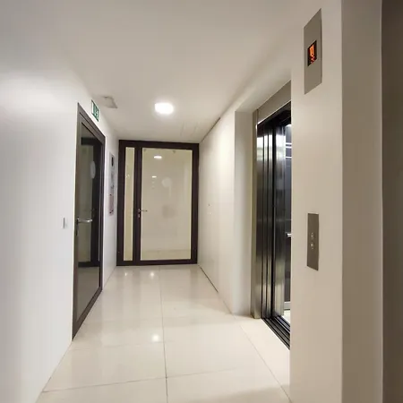 Apartma Downtown With A View