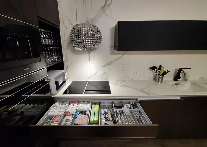 Apartament Downtown With A View Lublana